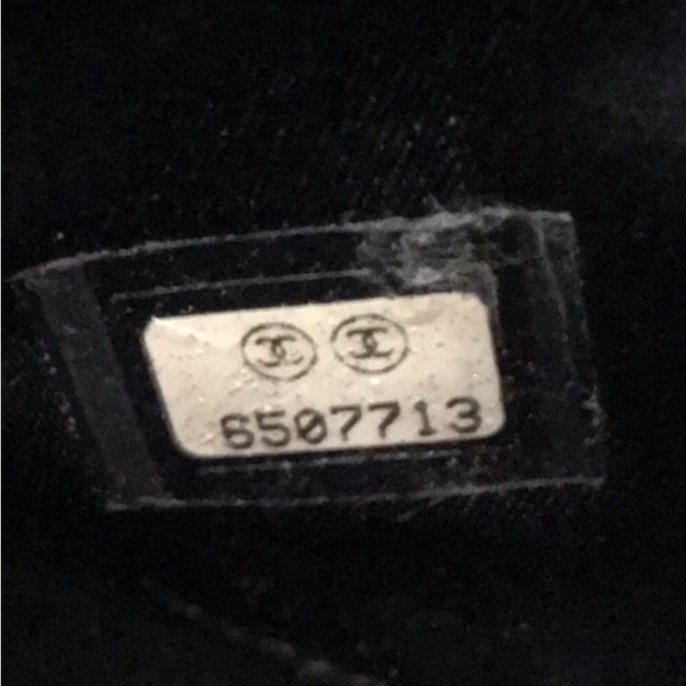 CHANEL CROSSBODY WOC - Picture 10 of 16